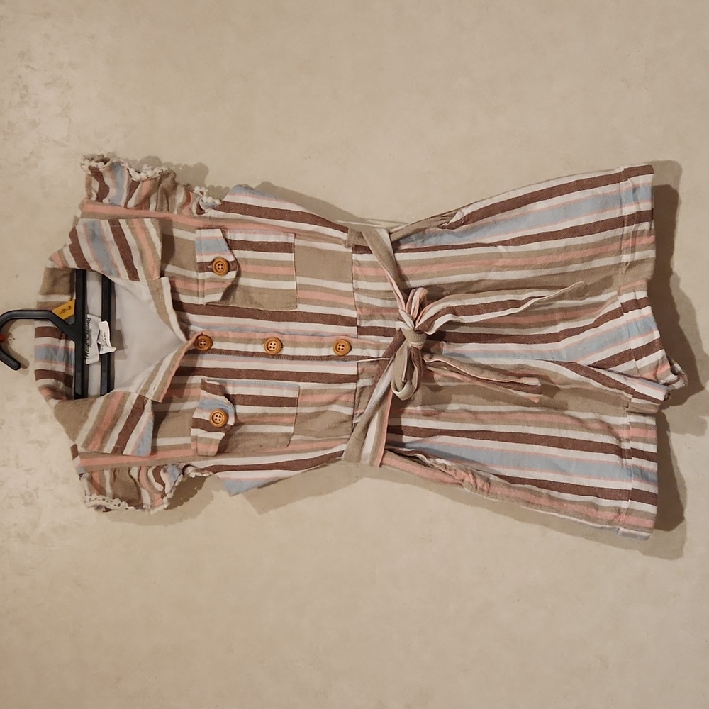 Cute! Little girls stripped romper. Rare Editions brand. Size 8.
